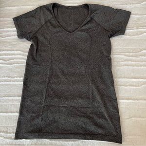 Lululemon Swiftly Tech Short Sleeve V-Neck - sz 10